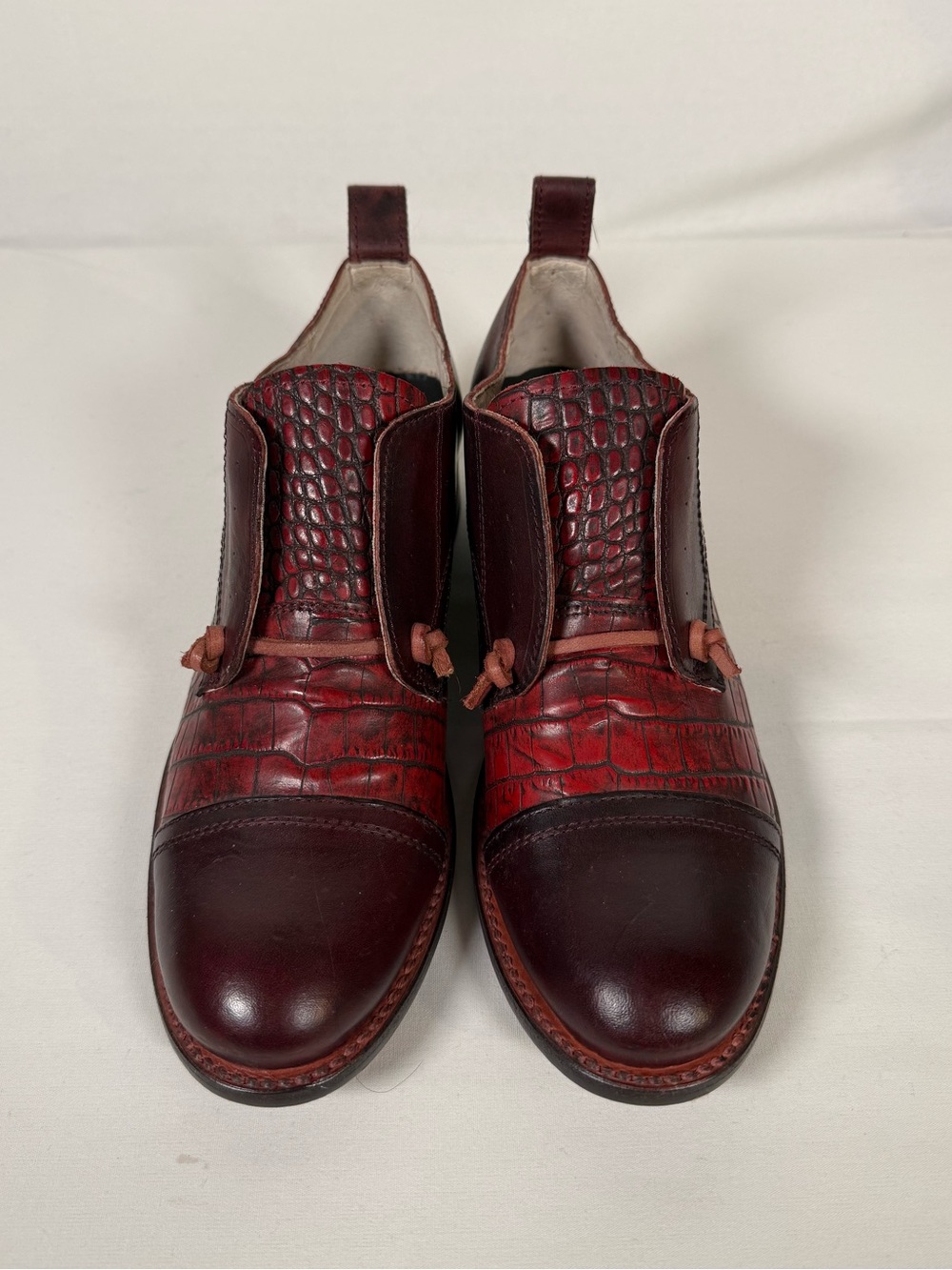 Burgundy Freebird Mabel Leather Oxford - Like New!